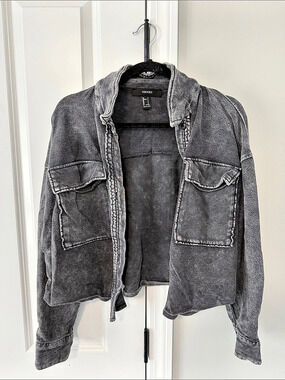 Forever 21 Cropped Gray Sweater Jacket